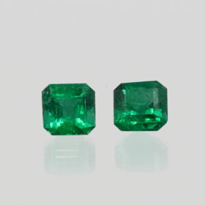 Muzo Emerald Couple - A- 0,56 ct B- 0,50 ct