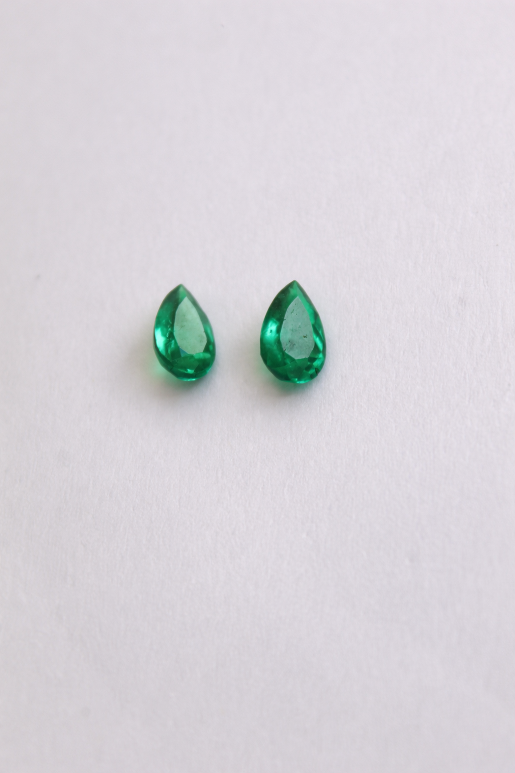 1,49 ct Muzo 2 Emeralds