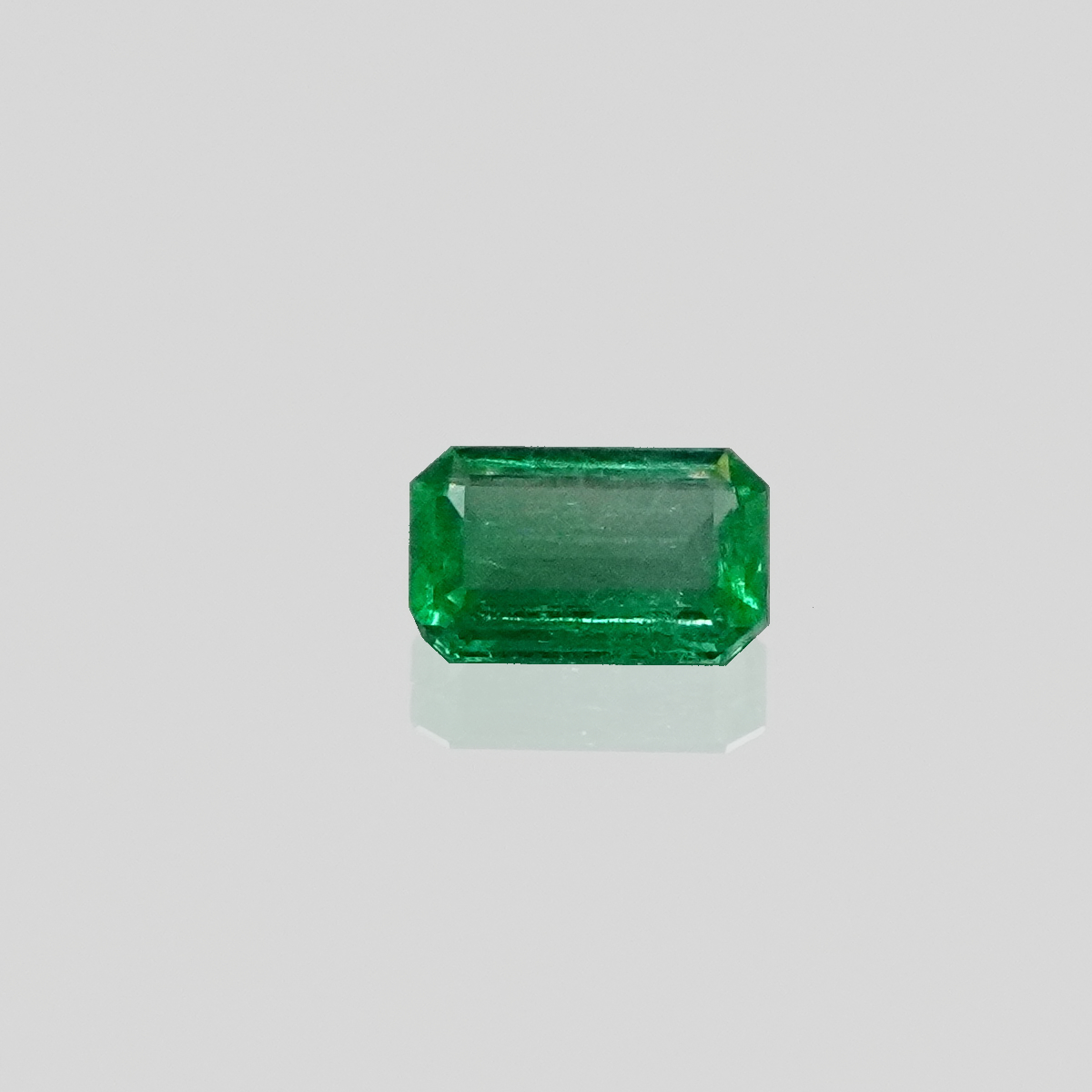 0,71 ct Muzo Baguette Cut