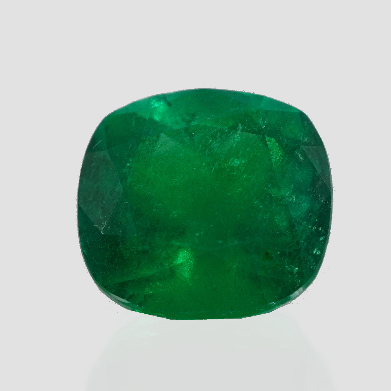 5,99 ct Muzo Cushion Cut