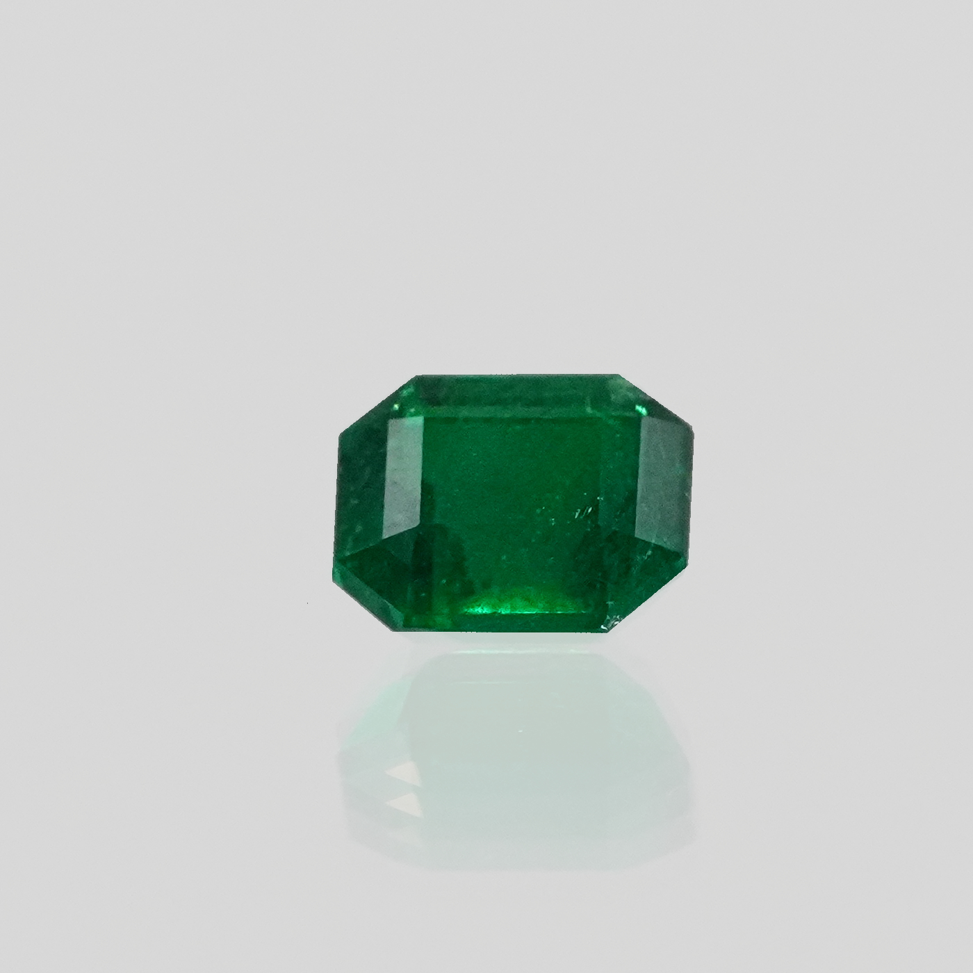 0,86 ct Muzo Emerald Cut