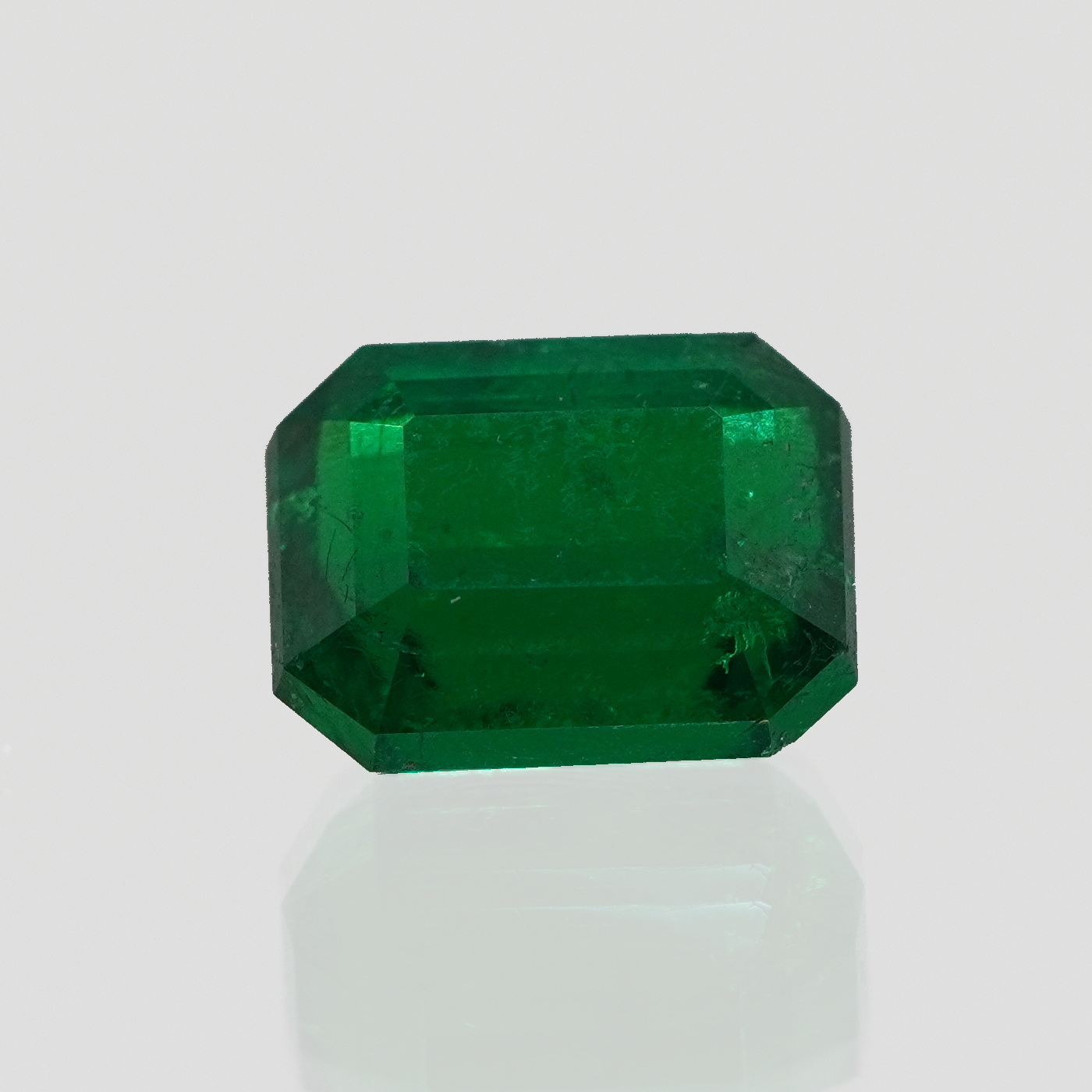 2,37 ct Muzo Emerald Cut