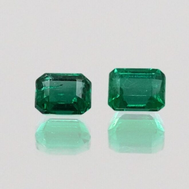 0,66 & 0,65 ct Muzo Emerald Cut