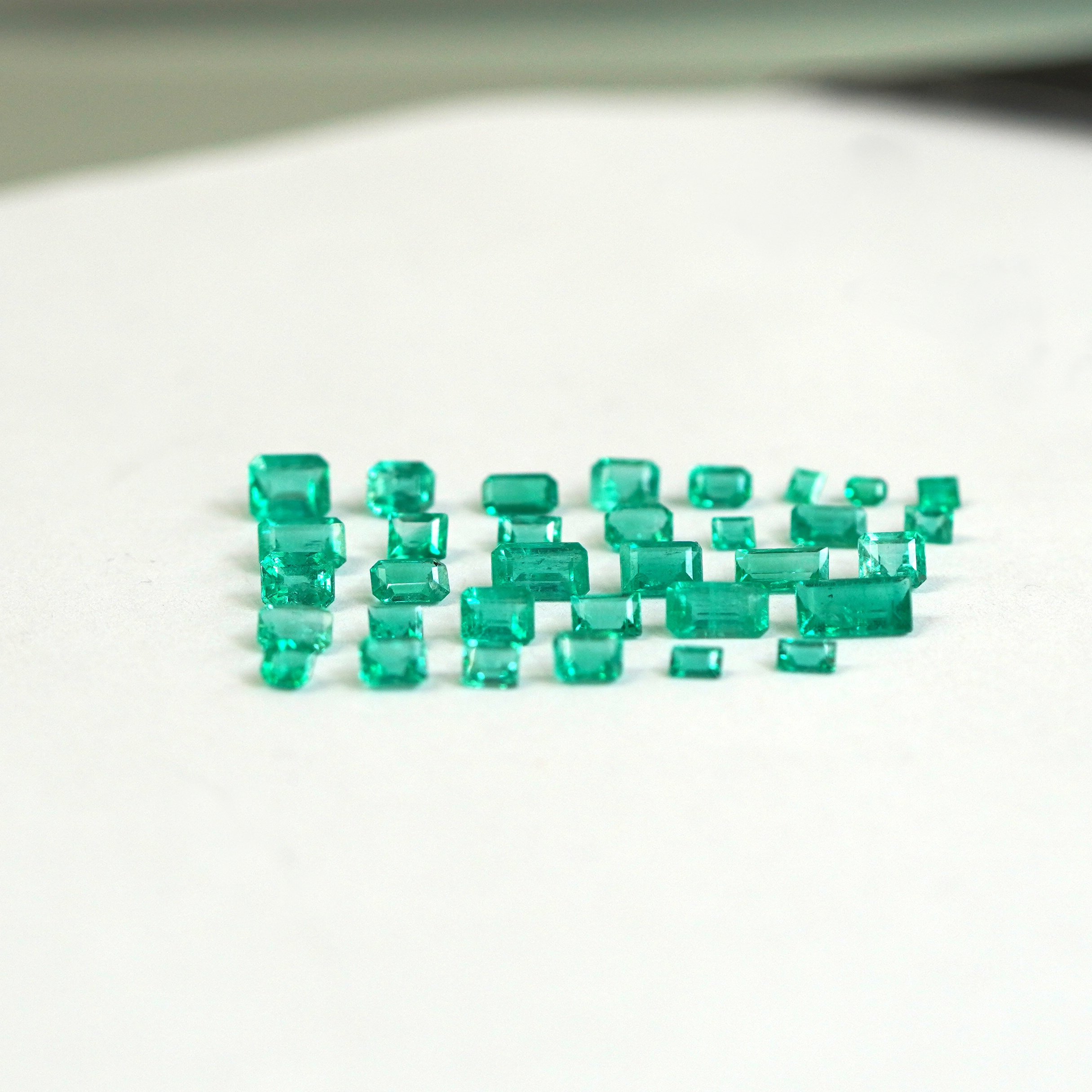 5,42 ct 33 Muzo Emeralds