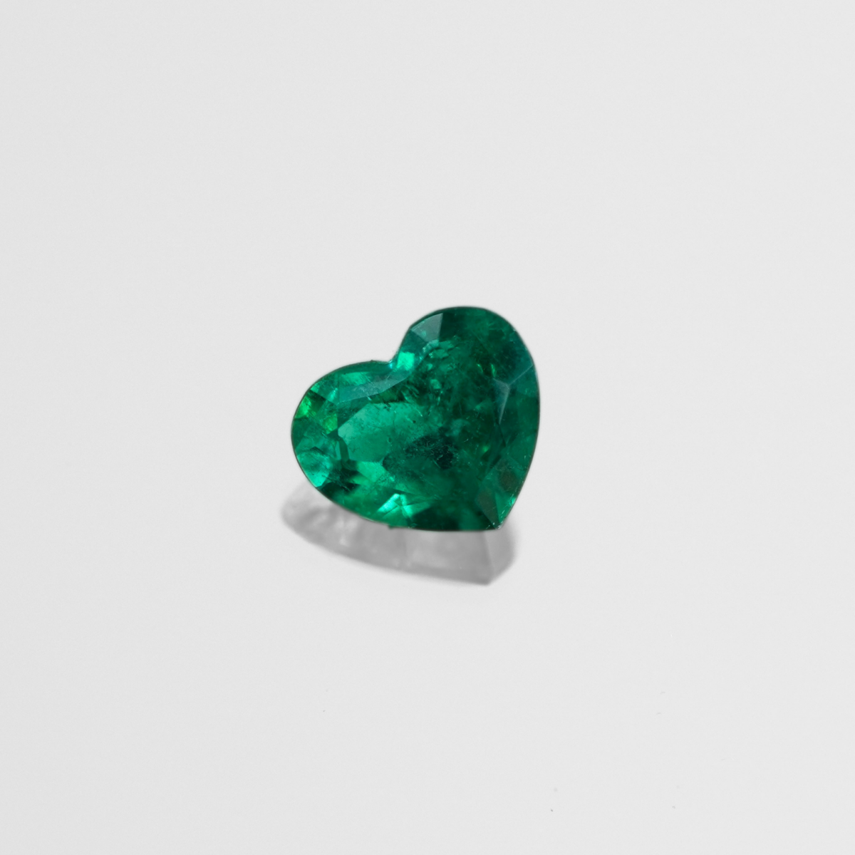1,38 ct Muzo Heart Cut