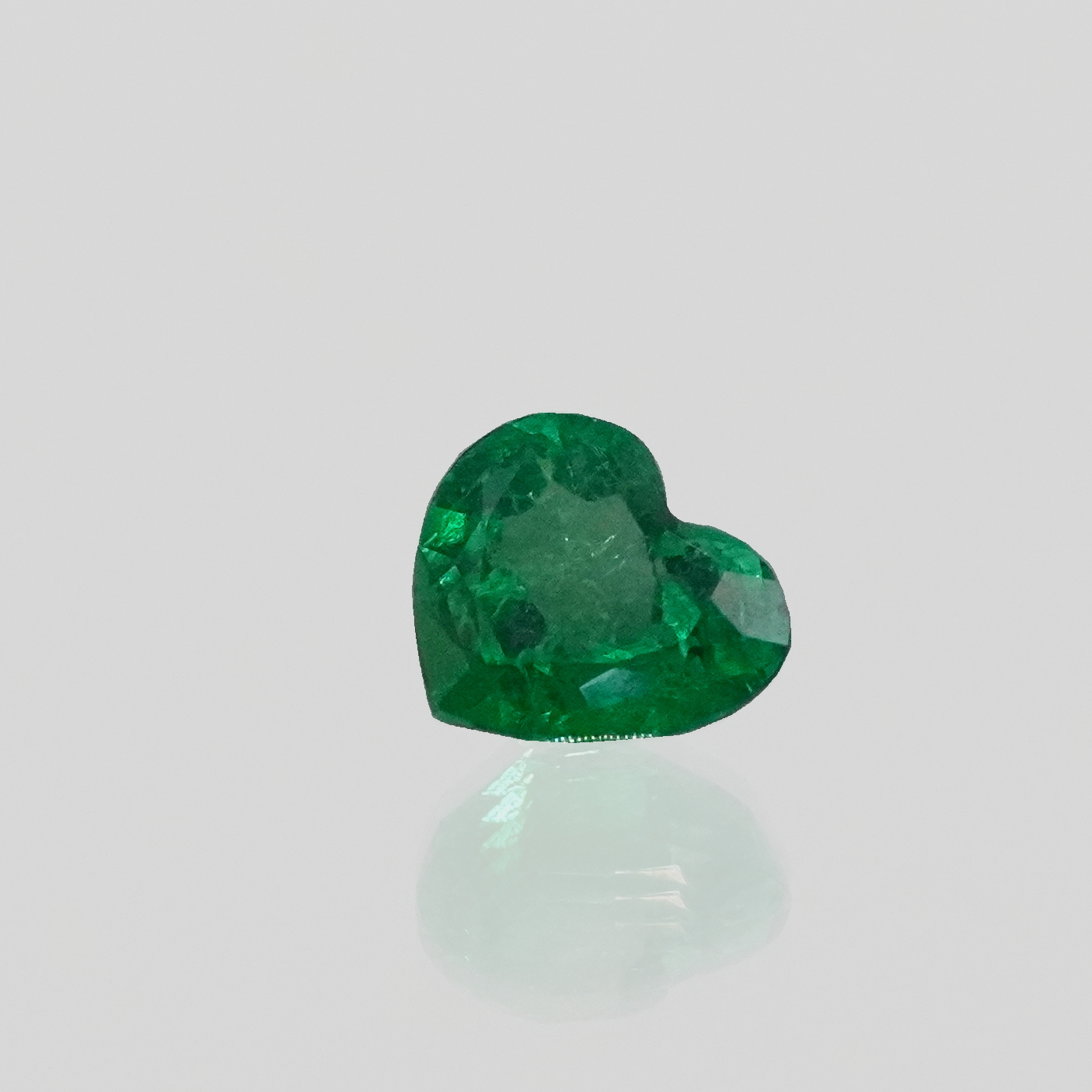 1,38 ct Muzo Heart Cut