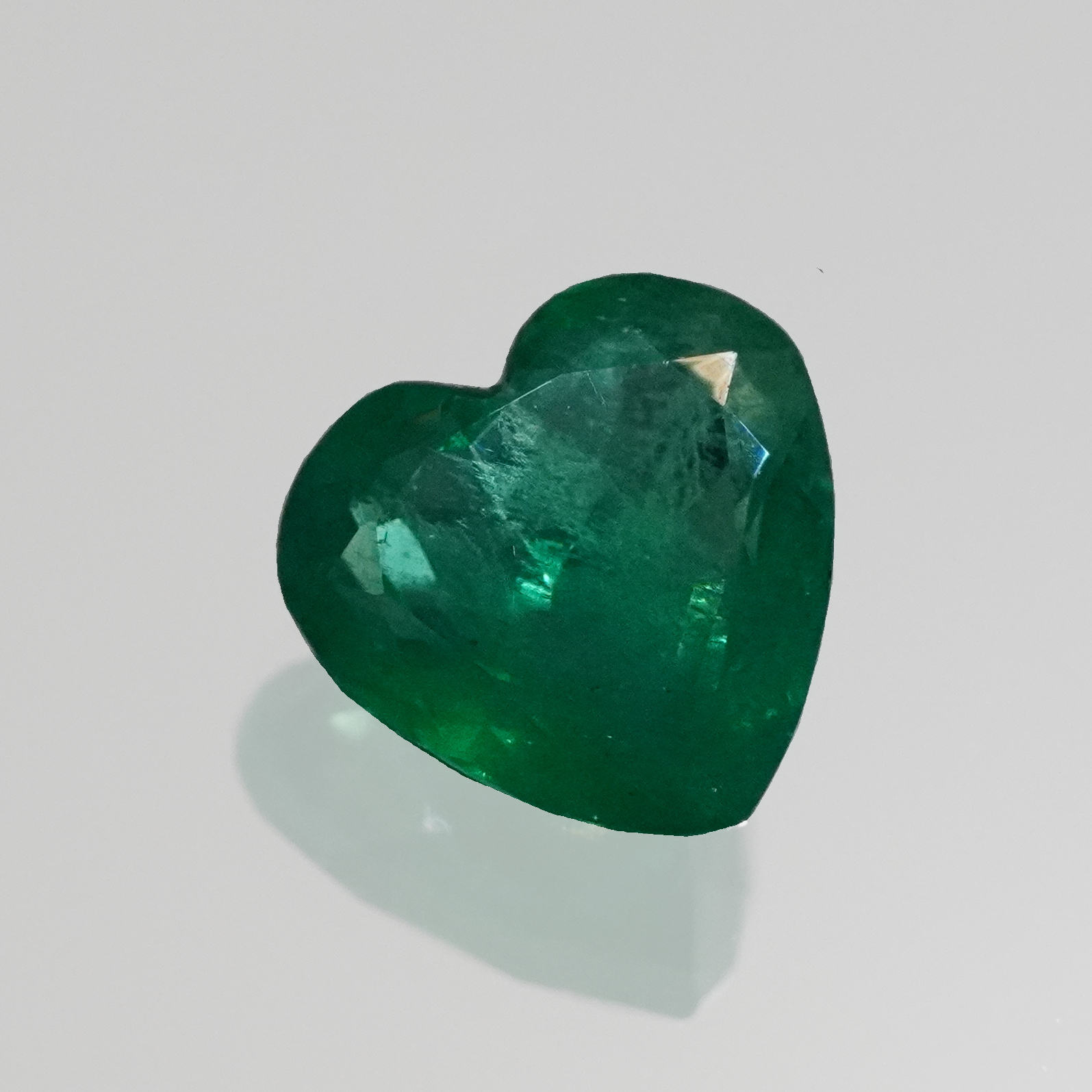 1,94 ct Muzo Heart Cut