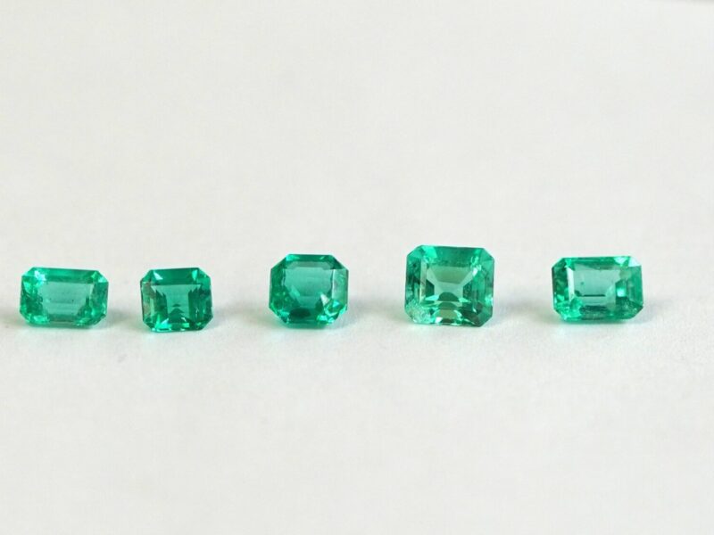 What Is The Difference Between A High Quality Emerald And A Comercial Emerald ?