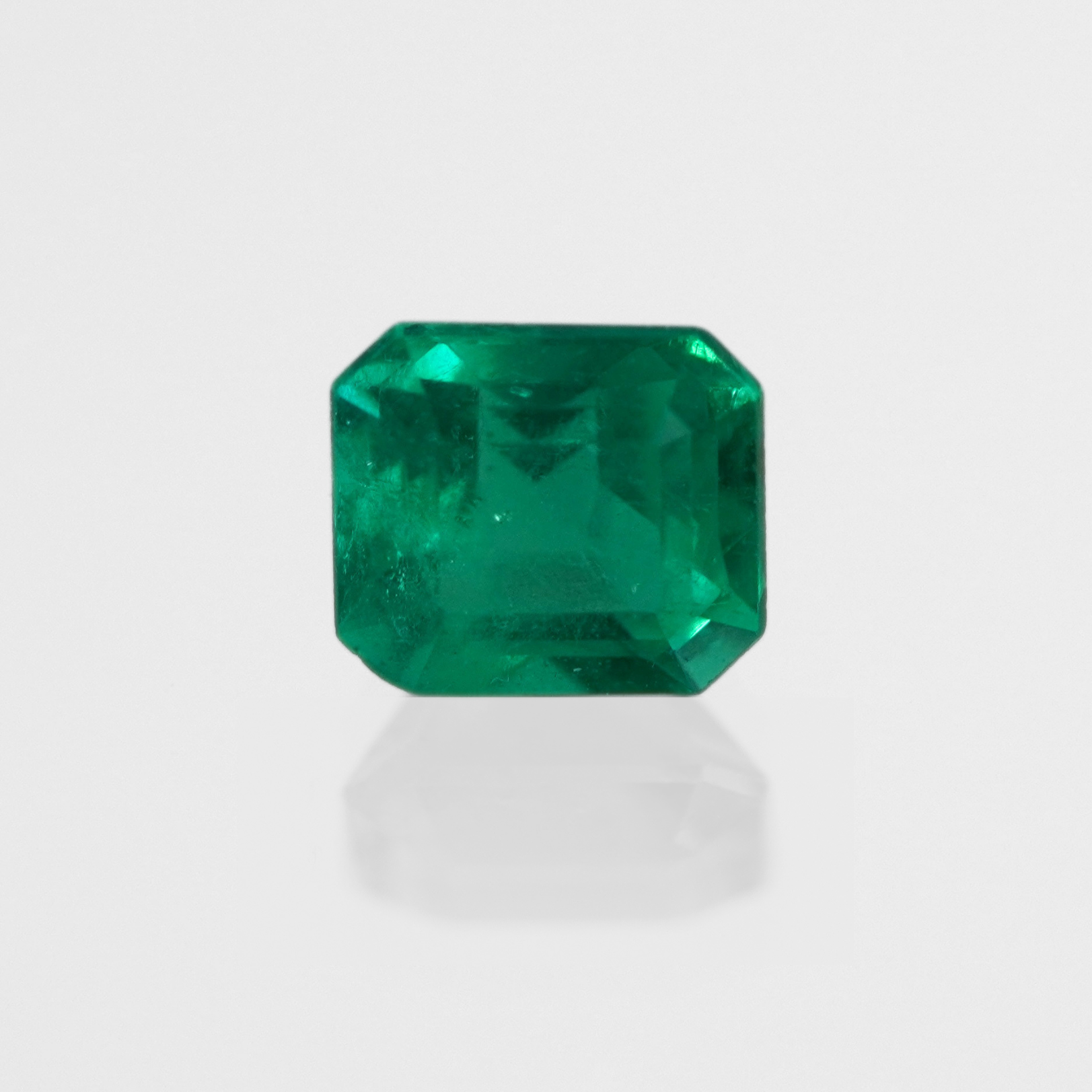 0,80 ct Muzo Emerald Cut