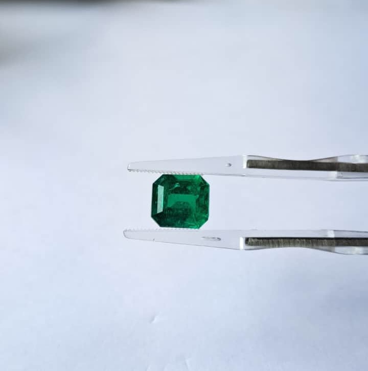 Rectangular Cut Muzo Colombia Emerald